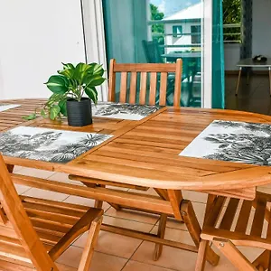 Aux Abymes Appartement